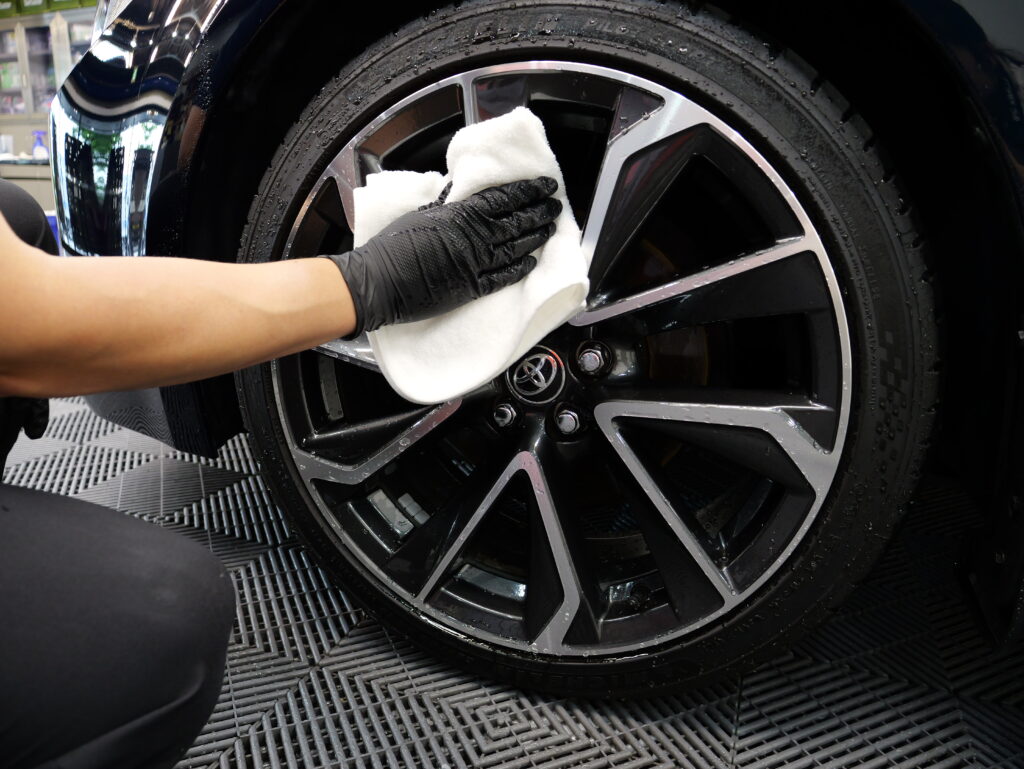 Wheel cleaning